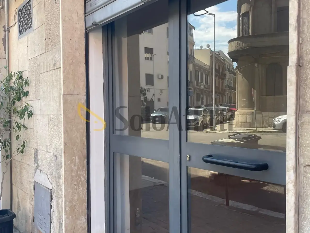 Negozio in Via Gregorio Palestino 6, Reggio Calabria, {3} - Foto 1