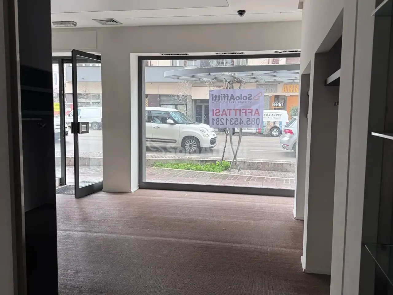 Negozio in Corso Vittorio Emanuele II, Pescara, {3} - Foto 1