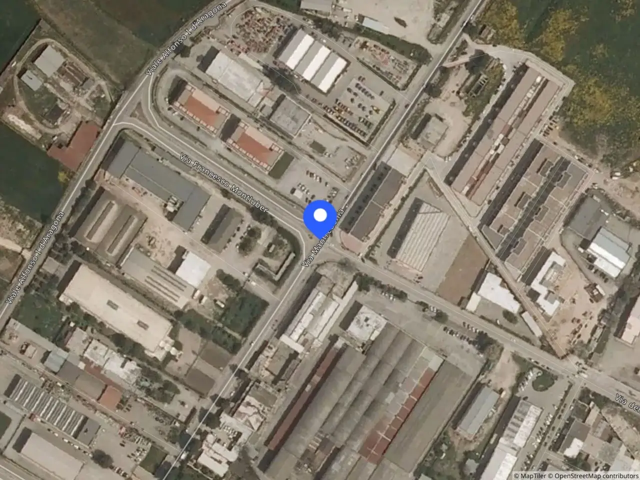 Autorimessa in Via Manfredonia E Via delle Casermette, 71121 Foggia Fg, Italia 71121, Foggia, {3} - Foto 2