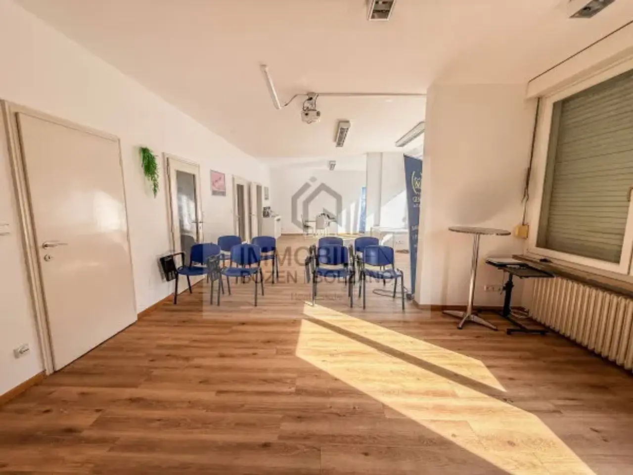 Ufficio in Via Doktor Joseph Streiter 1, Bolzano, {3} - Foto 1
