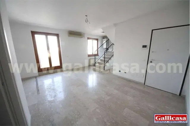 2-room flat in Via Vittorio Emanuele II, 3, Trenzano - Photo 1