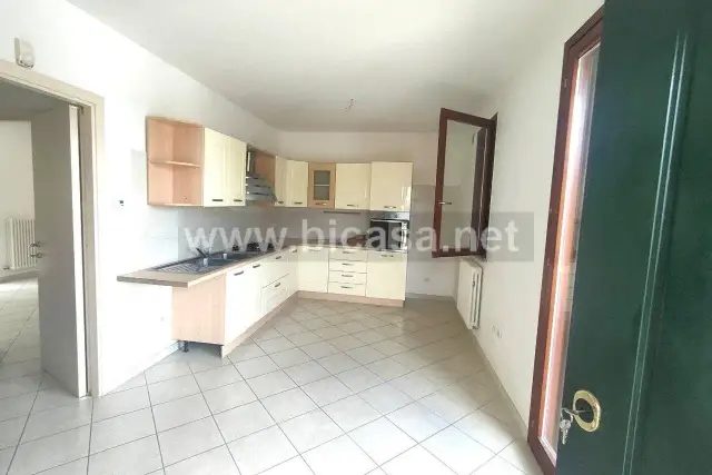 Apartament in Via Bamberga, Montelabbate - Photo 1