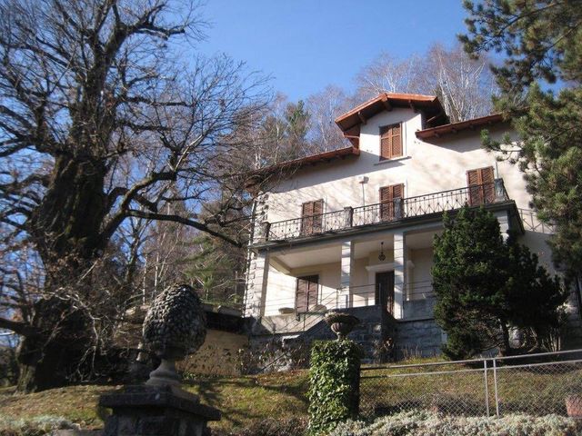 Villa in Via Vittorio Novi 17, Alta Valle Intelvi - Foto 1