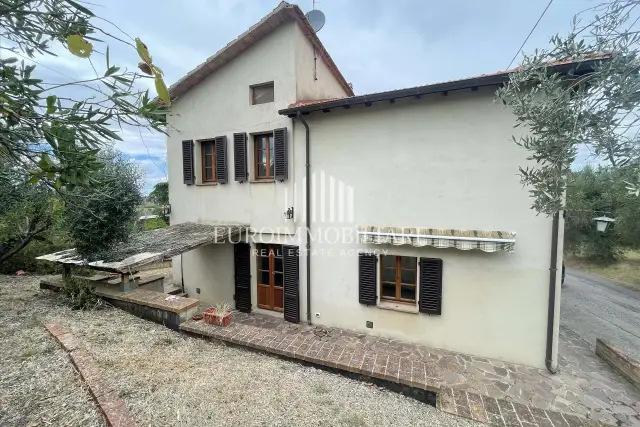 Einfamilienhaus in Via degli Eroi 15, Castiglione del Lago - Foto 1