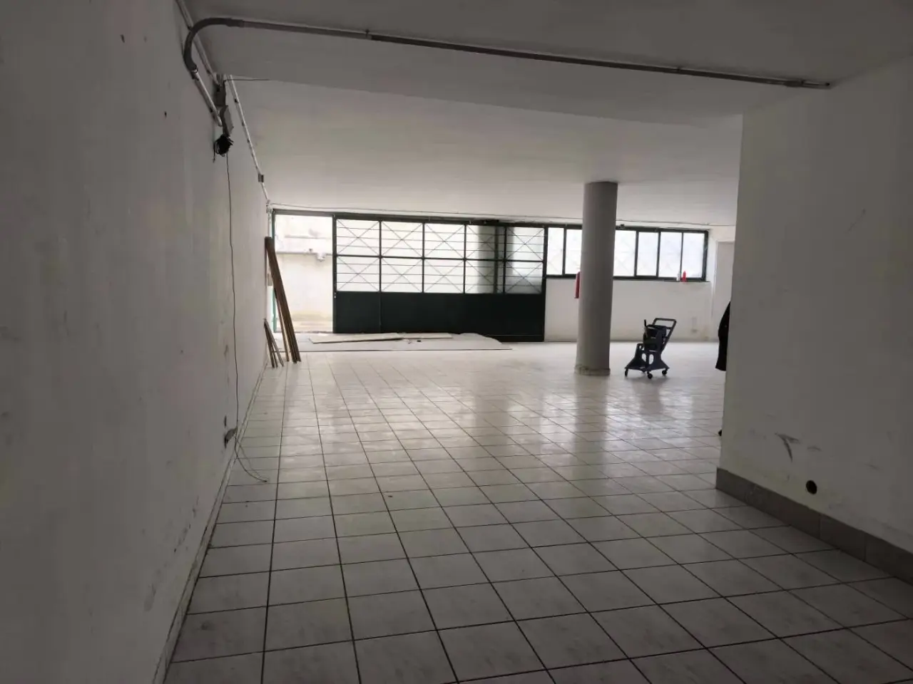 Magazzino in Via Trieste, Castel San Giorgio, Salerno, Castel San Giorgio, {3} - Foto 2