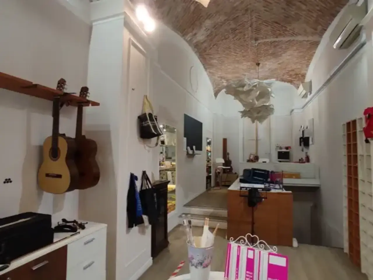 Esercizio commerciale in Novara, Piemonte, 28100, Italia, Novara, {3} - Foto 2