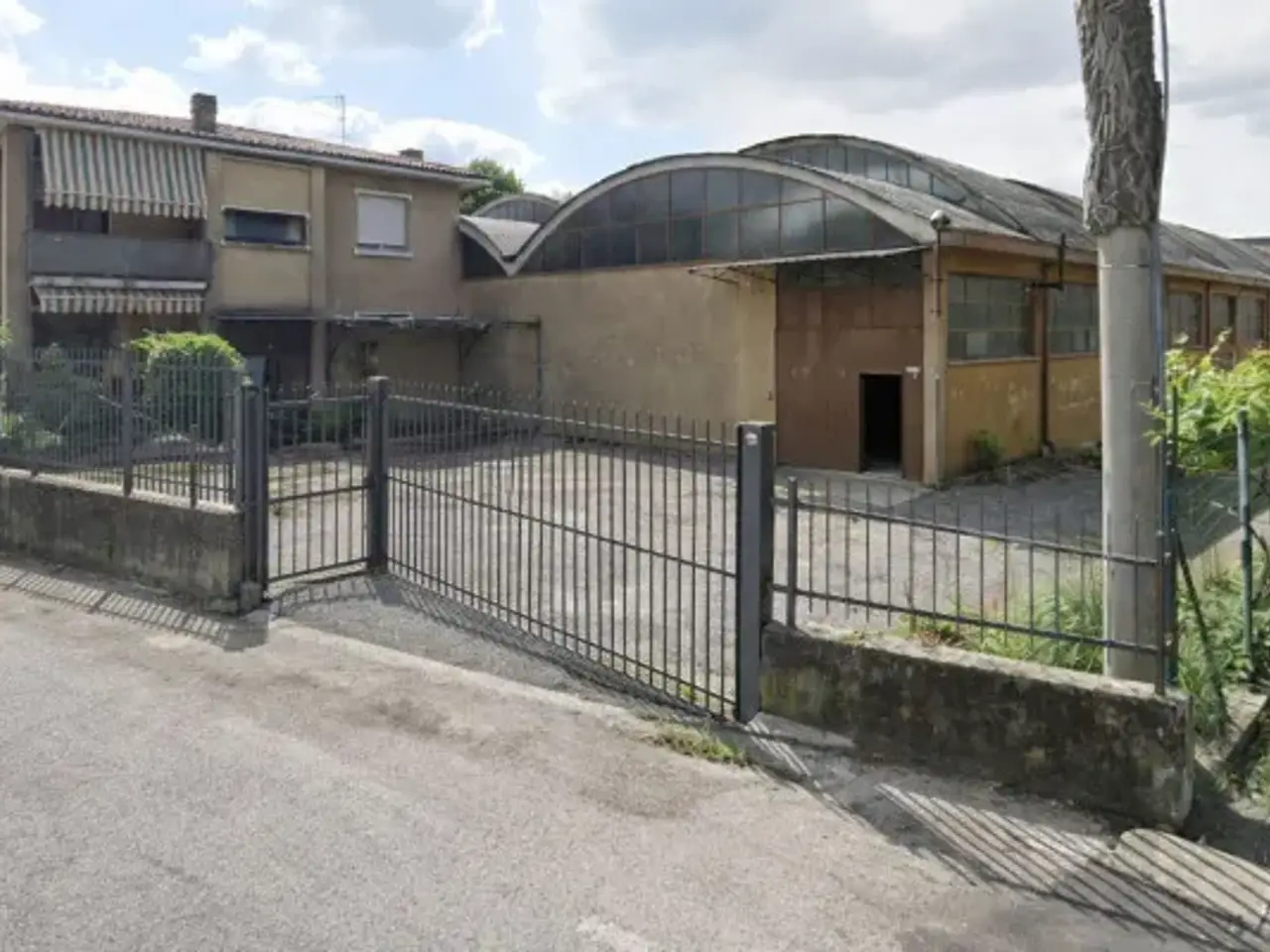 Capannone in Via Pasubio 17, Mornago, {3} - Foto 2