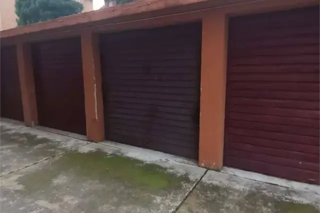 Garage or car box in {3}, - Photo 1