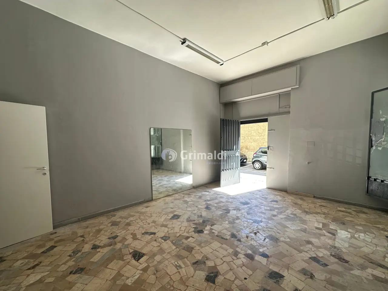 Negozio in Via Roma 464, Pomigliano D'Arco, {3} - Foto 2