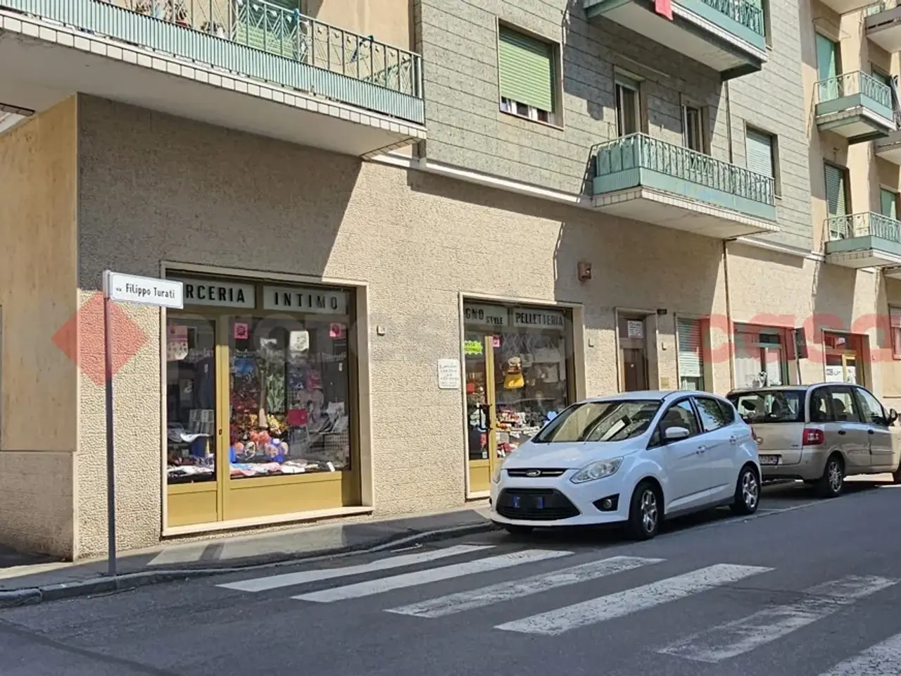 Esercizio commerciale in Via Turati 6, Pinerolo, {3} - Foto 1
