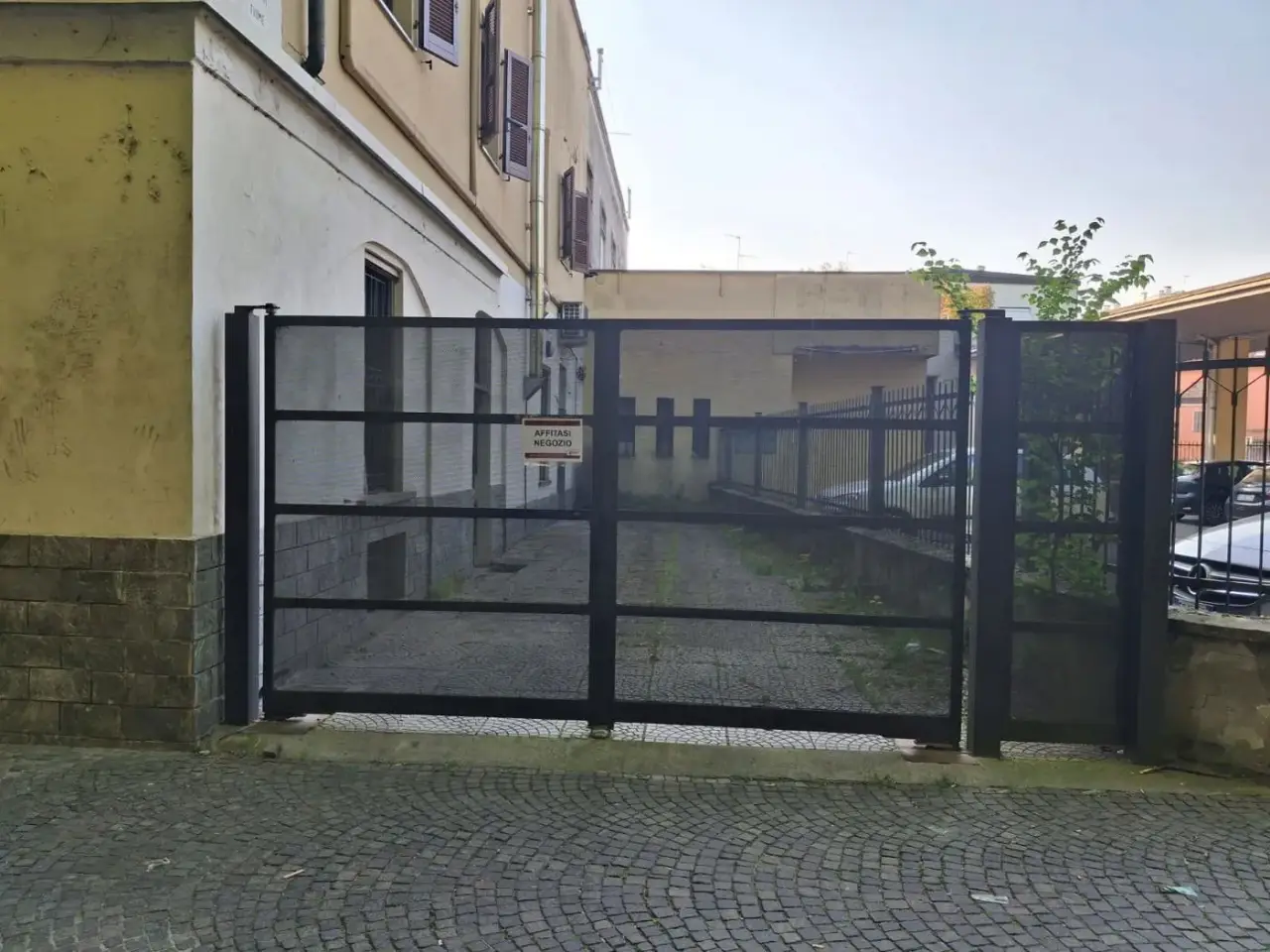 Negozio in Via Dante 6, Lodi, {3} - Foto 2