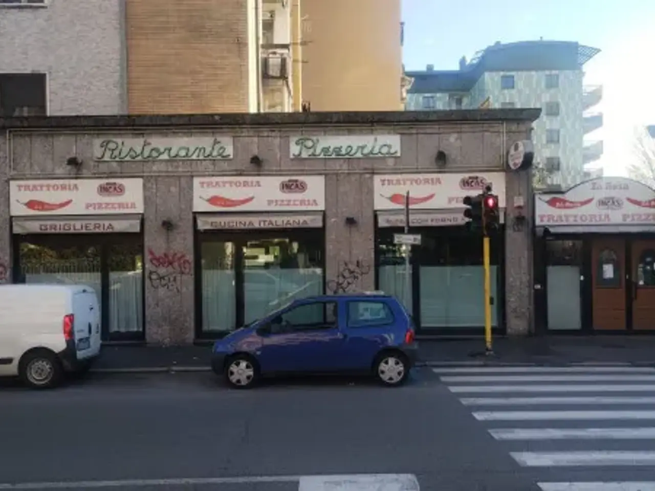 Negozio in Via Marco d'Agrate 31, Milano, {3} - Foto 1