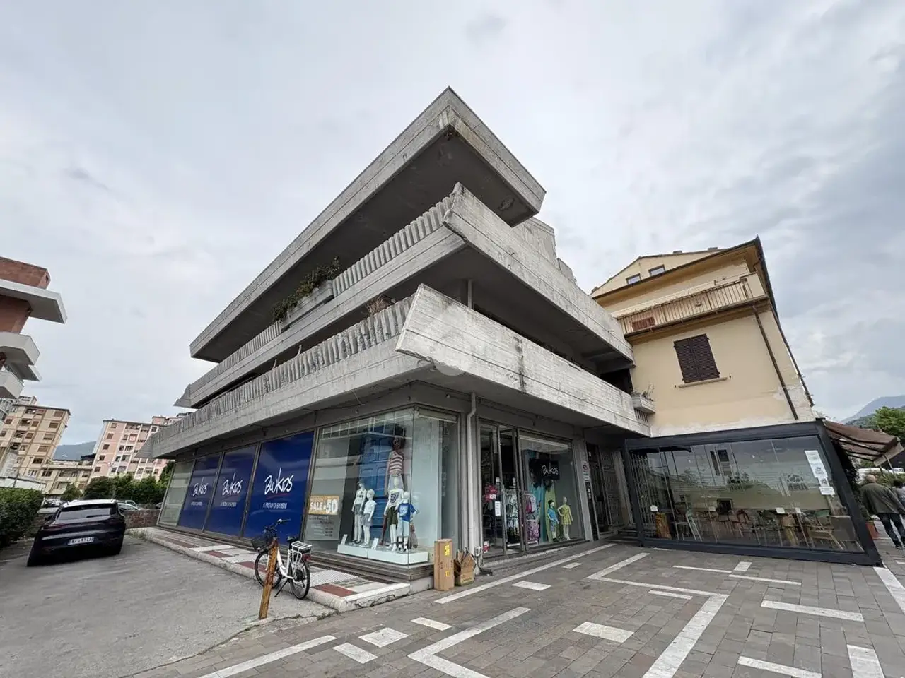 Ufficio in Ufficio Largo Unità d'Italia 7, Massa, {3} - Foto 1
