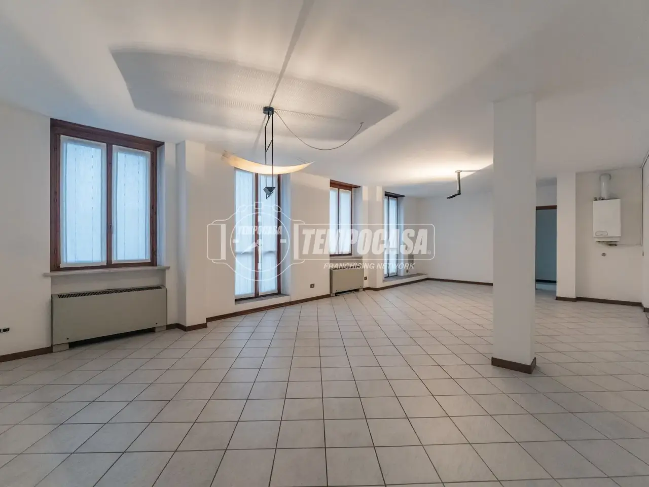 Ufficio in Via Aldo Annoni 36, Abbiategrasso, {3} - Foto 1