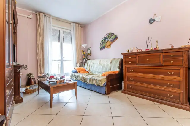 3-room flat in Via Tommaso Grossi, Paderno Dugnano - Photo 1