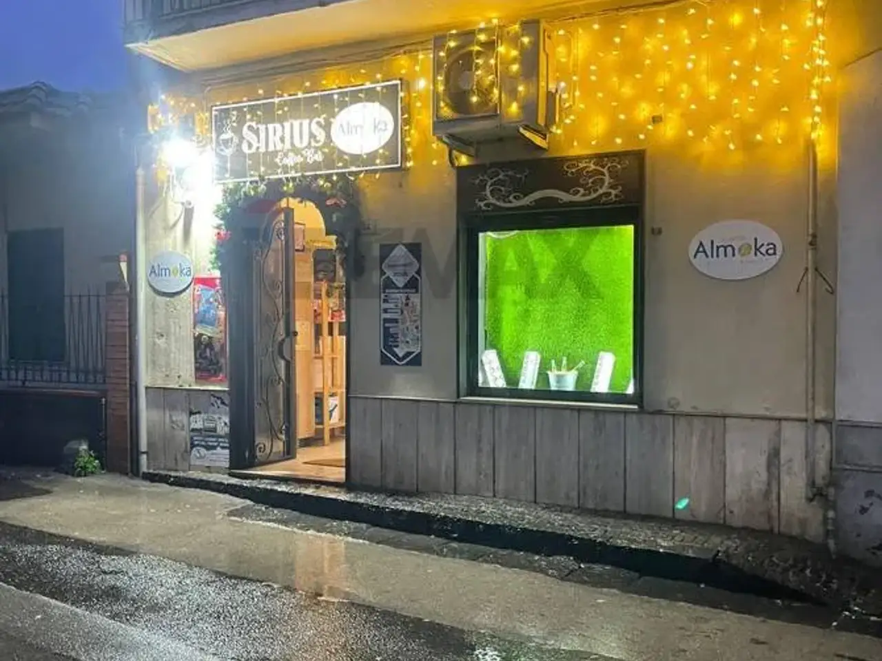 Negozio in Via Cappella degli Orefici 56, Torre Del Greco, {3} - Foto 2