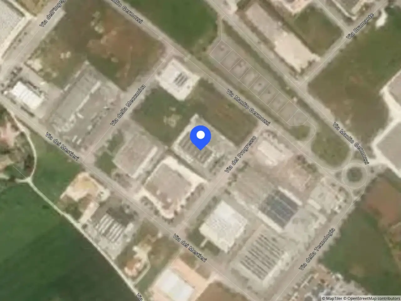 Magazzino in Via del Progresso 4-6-8 4, Corridonia, {3} - Foto 1
