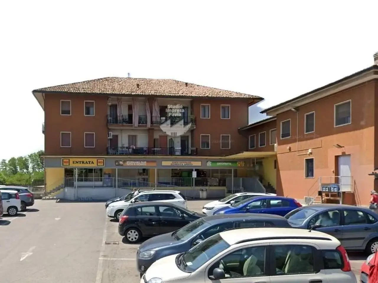 Negozio in Viale Cremona 209, Pavia, {3} - Foto 1