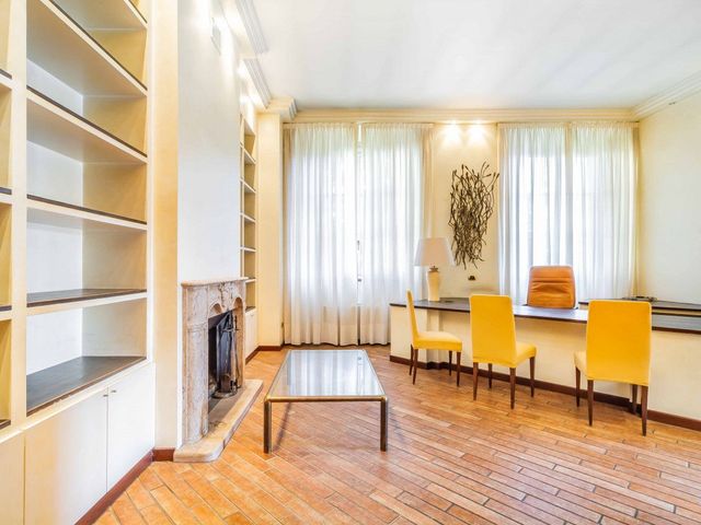 Apartament in Via Martiri della Libertà 11, Novate Milanese - Photo 1