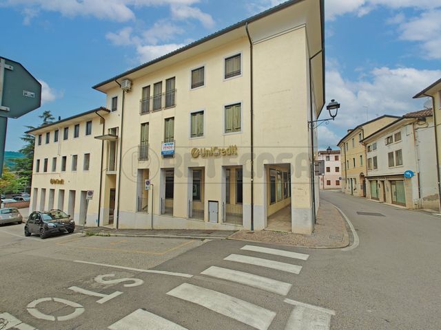 Wohnung in {3}, Piazza Aldo Moro 47 - Foto 1