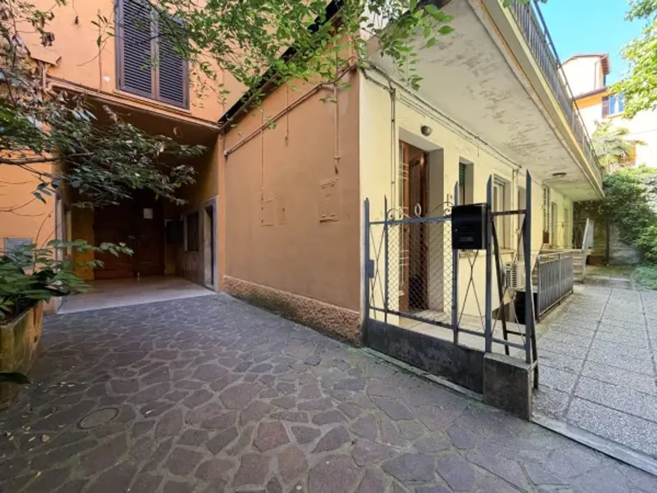 Ufficio in Via San Vitale, Bologna, {3} - Foto 2
