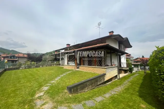 Villa a schiera in vendita, Via Alba, Boves - Foto 1