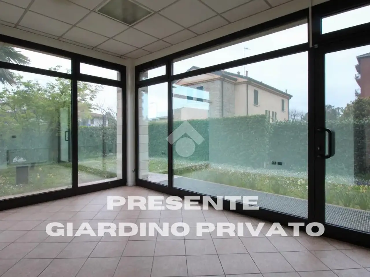 Ufficio in Via Fratelli Cervi 1, Scanzorosciate, {3} - Foto 1