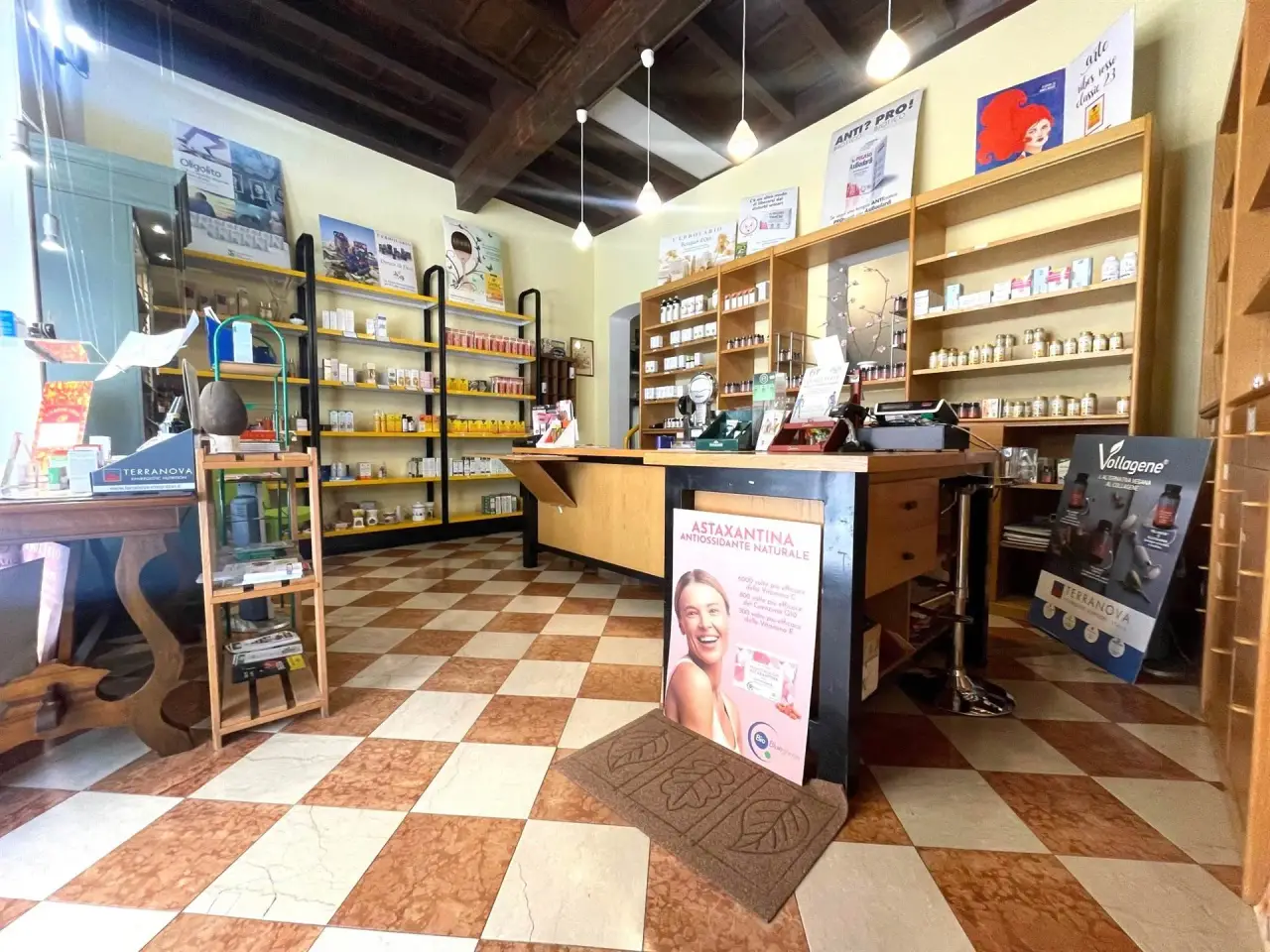 Negozio in Via Chiassi, Mantova, {3} - Foto 2