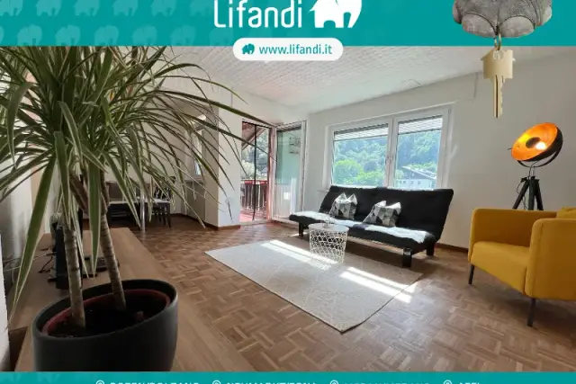 2-room flat in {3}, - Photo 1