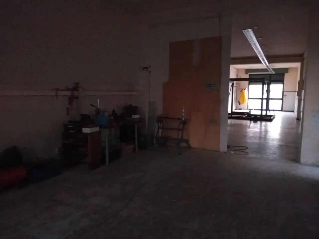 Esercizio commerciale in Via Toscoromagnola, Pontedera, {3} - Foto 1