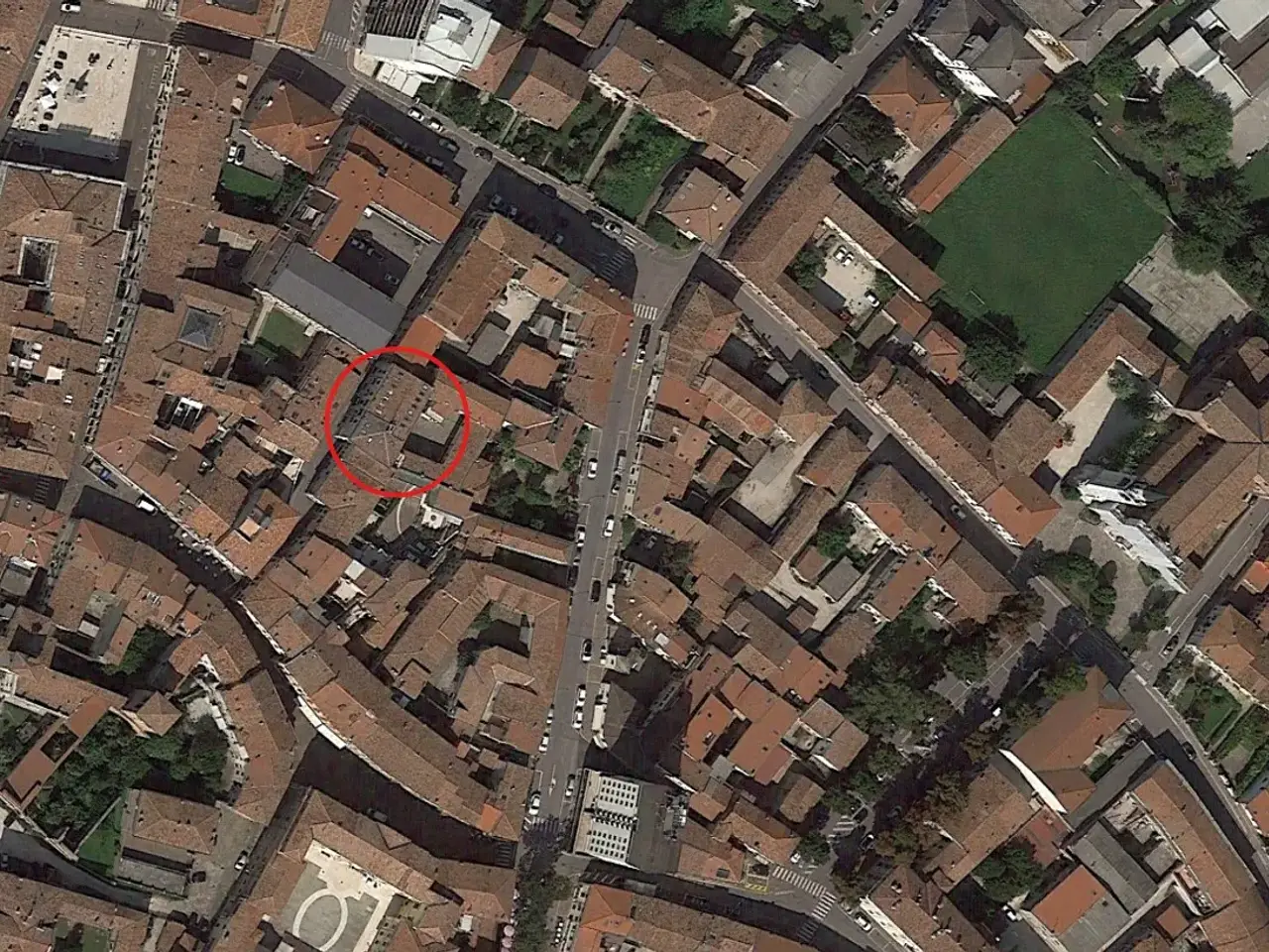 Negozio in Via Cavour, Ostiglia, {3} - Foto 1