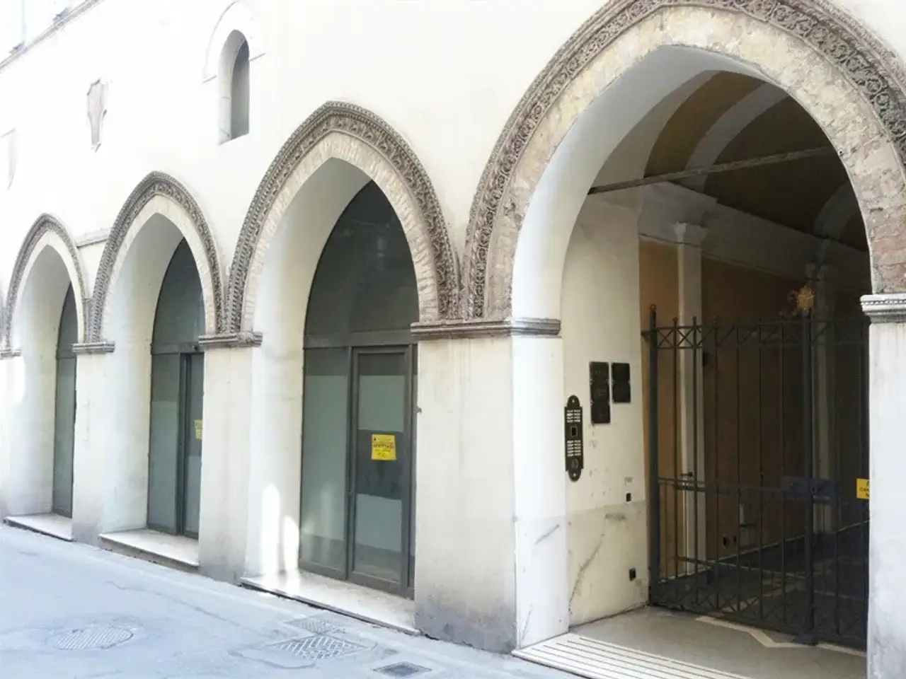 Negozio in , Ancona, {3} - Foto 1