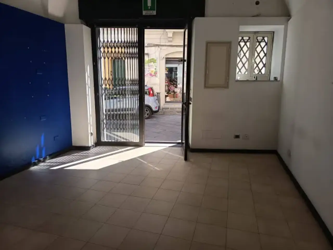 Negozio in Via Murganzio 147, Lentini, {3} - Foto 2