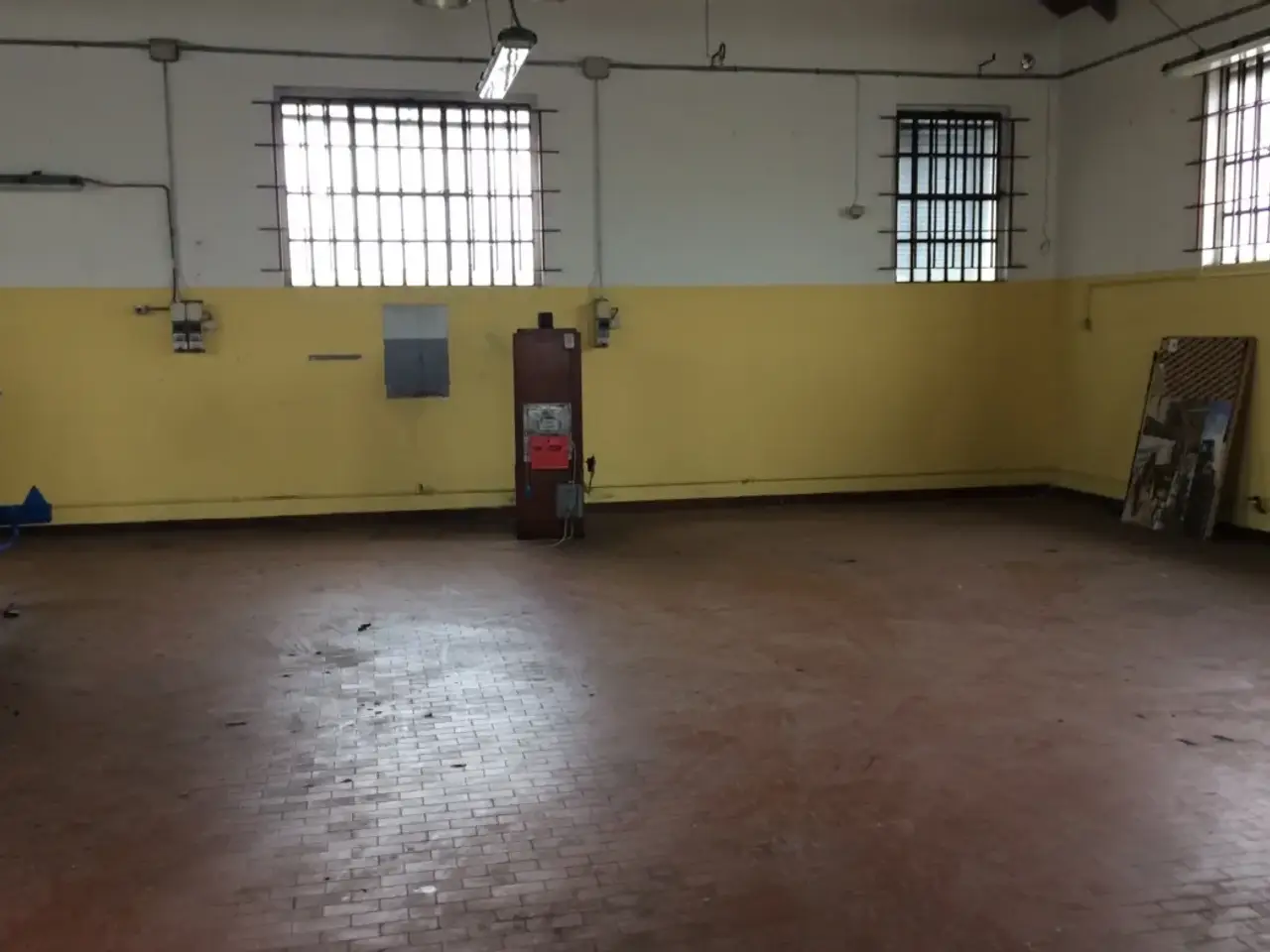 Capannone in Via Bertolini, Capitolo, Piacenza, Emilia-Romagna, 29122, Italia, Piacenza, {3} - Foto 1