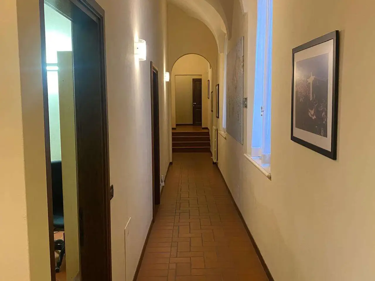 Ufficio in , Modena, {3} - Foto 1