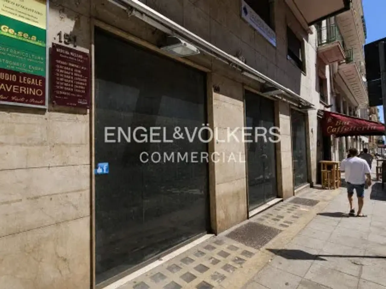 Negozio in Via Mariano Stabile 147, Palermo, {3} - Foto 2