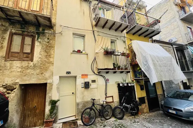 Einfamilienhaus in Via Giovanni Ducas, Lascari - Foto 1