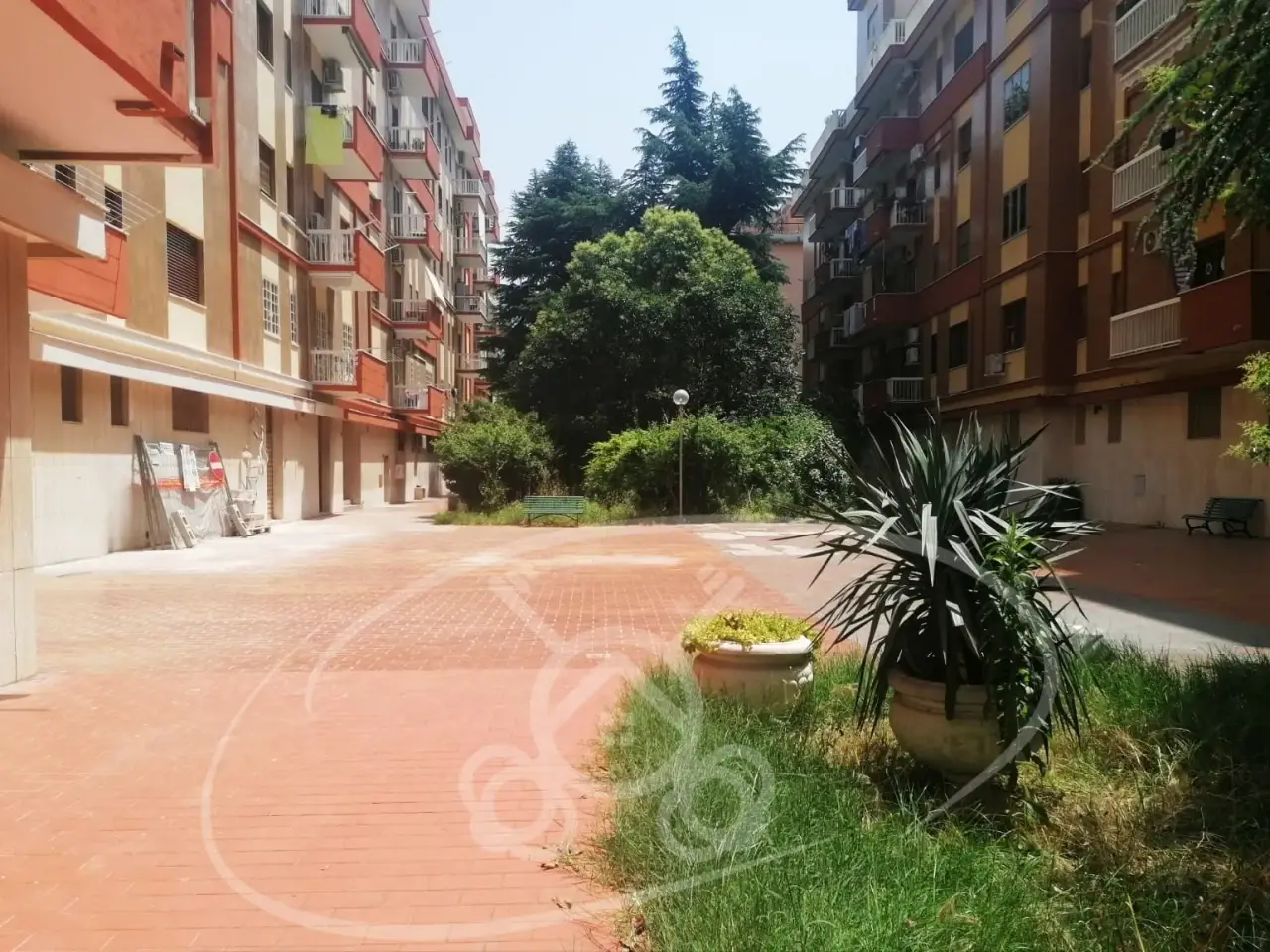 Magazzino in Viale Michelangelo 187, Foggia, {3} - Foto 2