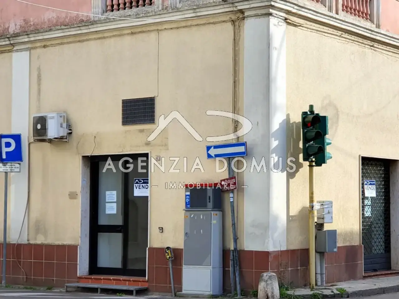 Negozio in Via Principe di Napoli N.40, Racale, {3} - Foto 2