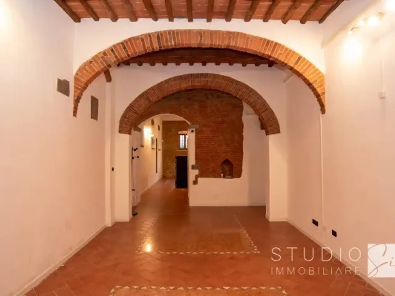 Negozio in Via Carlo Amati, Pistoia, {3} - Foto 1