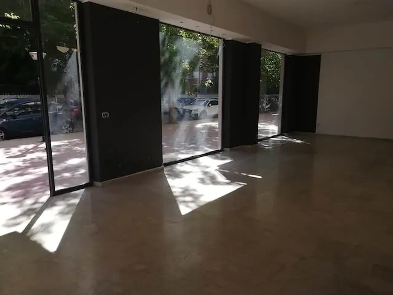 Negozio in Via Lussemburgo, Palermo, {3} - Foto 2