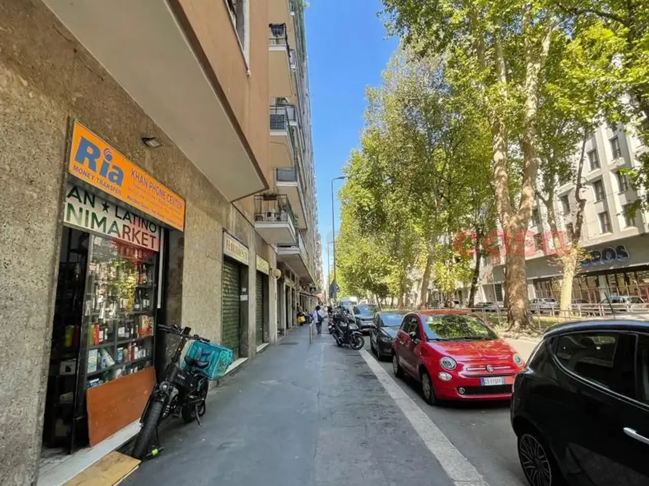 Negozio in Via Giambellino 40, Milano, {3} - Foto 1