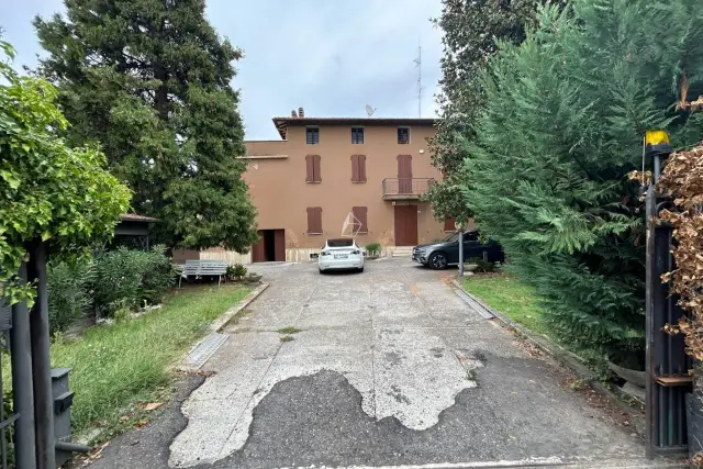 Mansion in Via Antonio Canova, Vignola - Photo 1