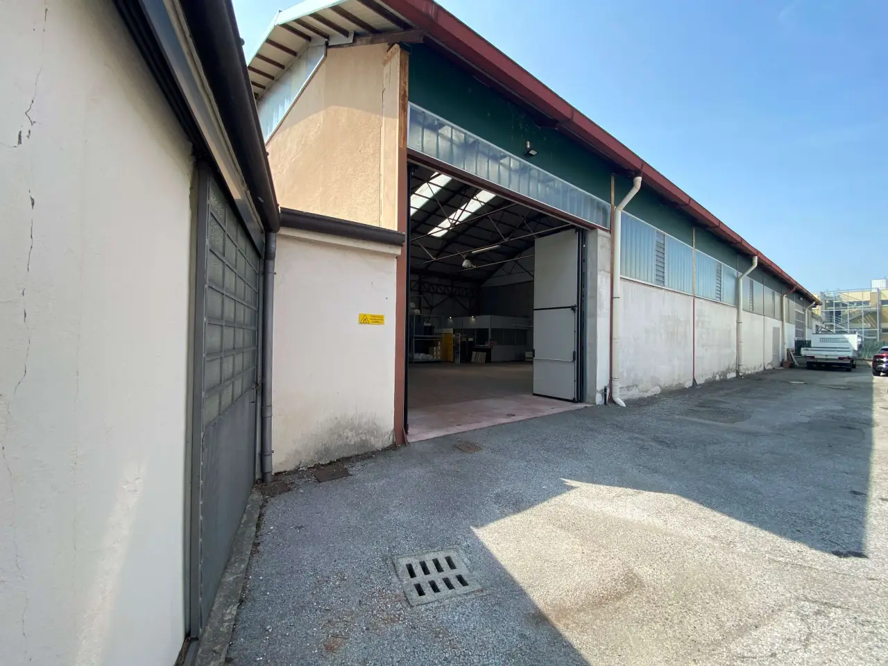 Magazzino in Via per Molteno  27, Oggiono, {3} - Foto 1