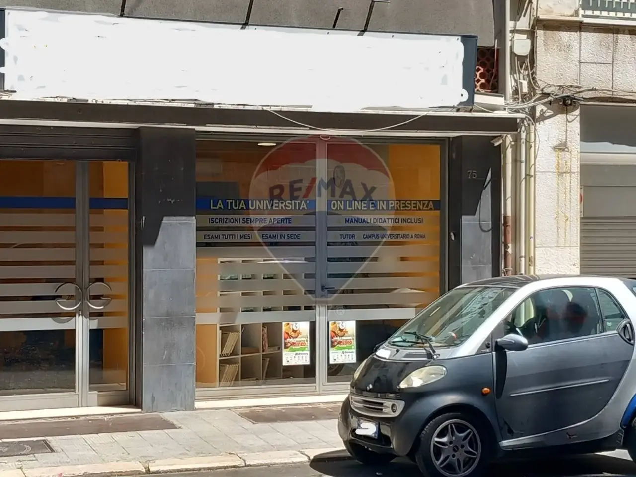 Negozio in Via Nicolai 75, Bari, {3} - Foto 1