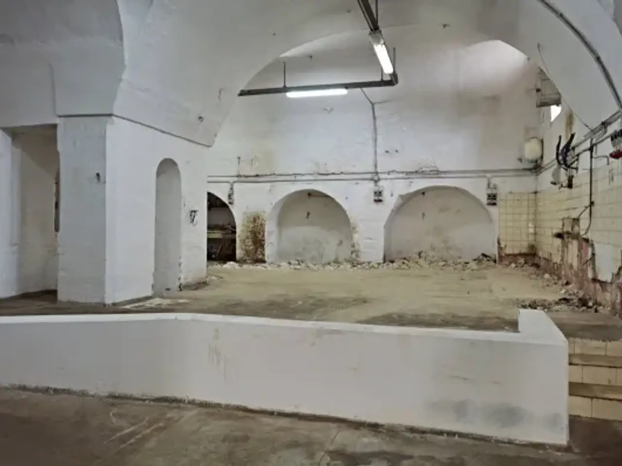Negozio in Via Giulio Pastore, Putignano, {3} - Foto 1