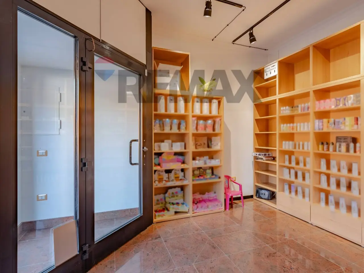 Negozio in Via della Pisana 155, Roma, {3} - Foto 2