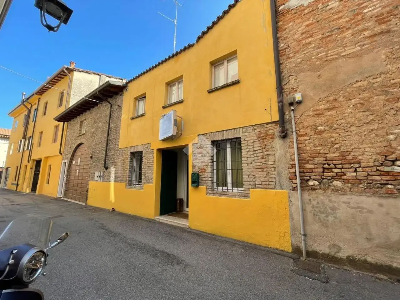 Ufficio in Via Cesare Deretti 10, Carpenedolo, {3} - Foto 1