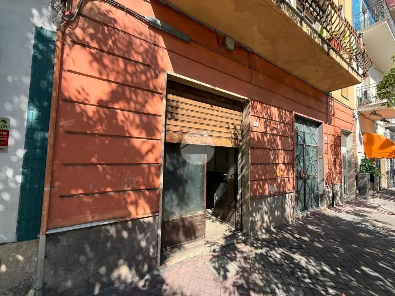 Negozio in Viale Dante Alighieri 92, Cassino, {3} - Foto 2