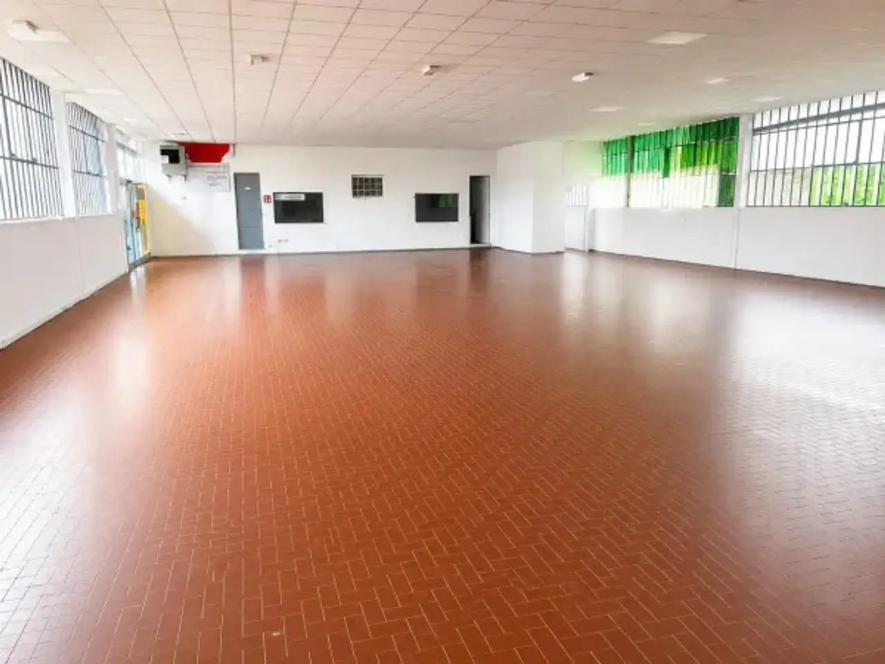 Negozio in , Pinerolo, {3} - Foto 1